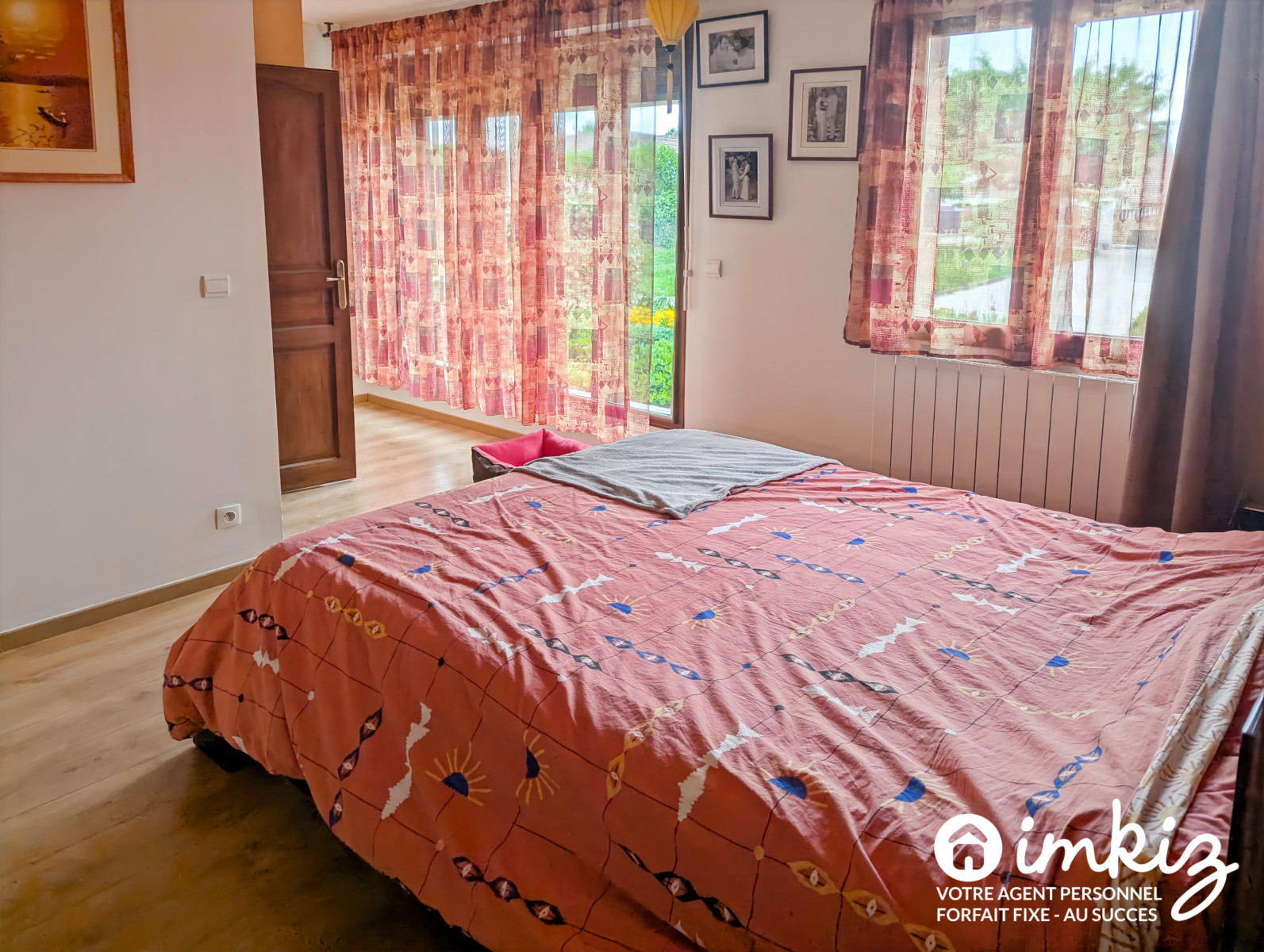 
                                                Vente
                                                 Maison 7 pièces  en excellent état sur jardin