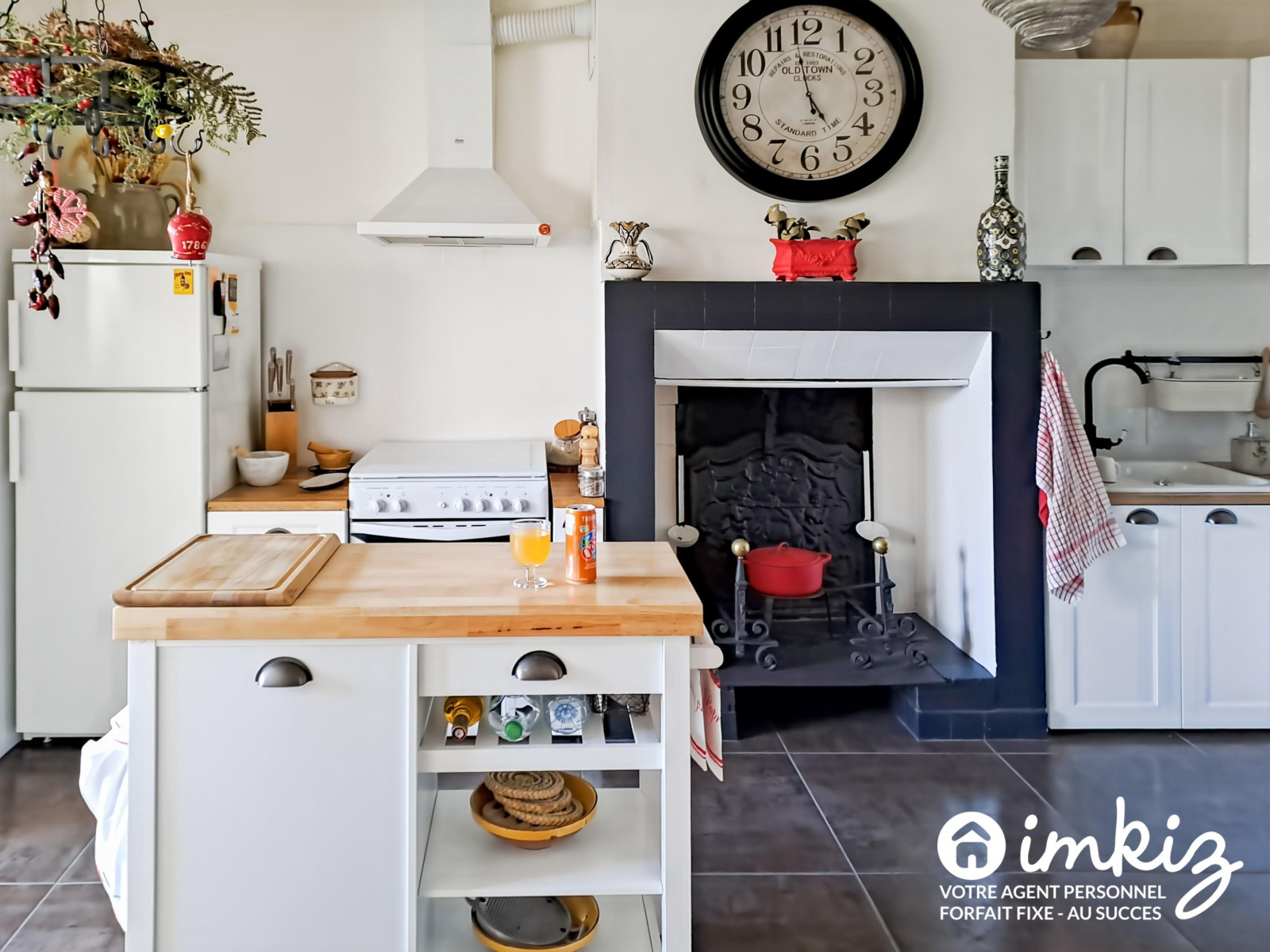 
                                                Vente
                                                 Maison 7 pièces entièrement rénovée