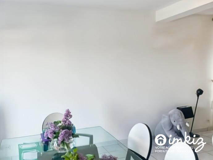 
                                                Vente
                                                 Maison 7 pièces, jardin, garage 2 voitures