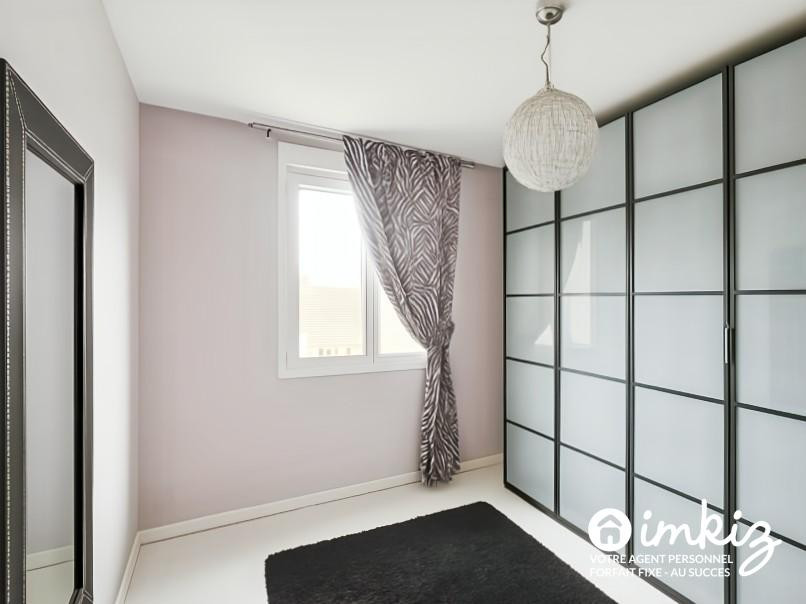 
                                                Vente
                                                 Maison 7 pièces, jardin, garage 2 voitures