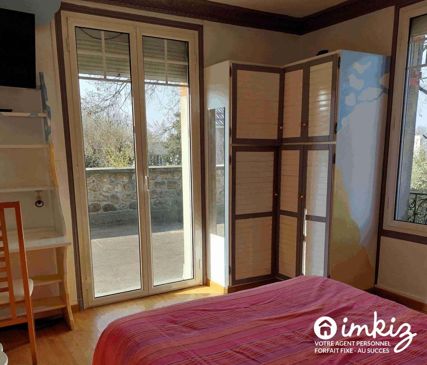 
                                                Vente
                                                 Maison 7 pièces maison de charme sur terrain arbor