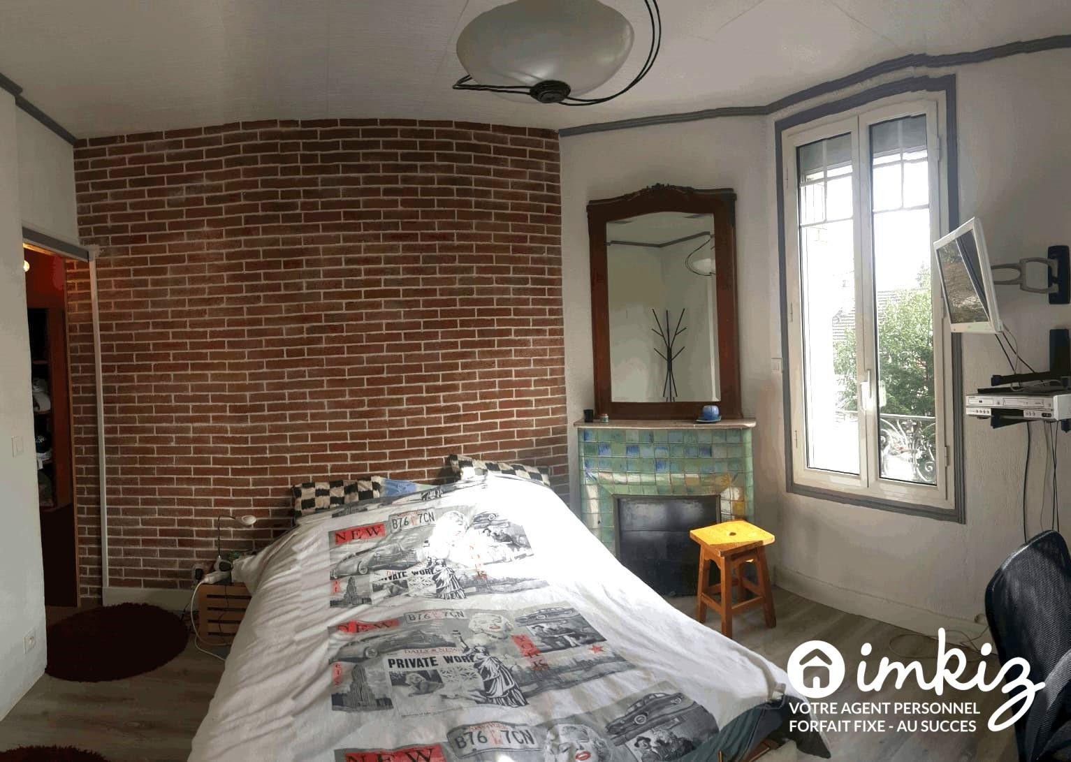 
                                                Vente
                                                 Maison 7 pièces maison de charme sur terrain arbor