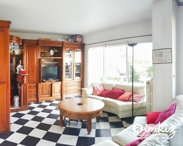 
                                                Vente
                                                 Maison 7 pièces maison de charme sur terrain arbor