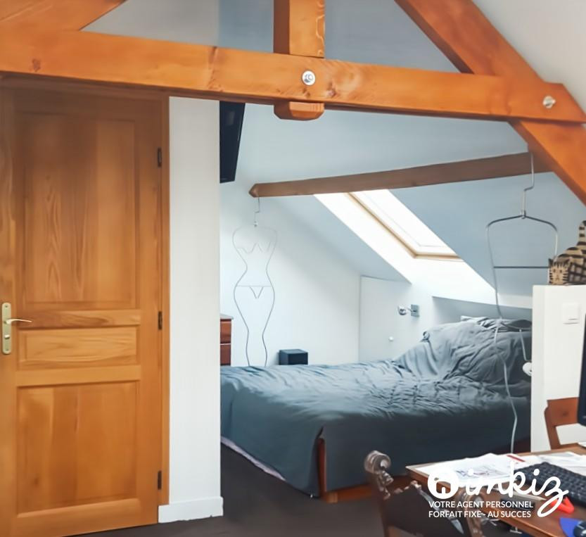 
                                                Vente
                                                 Maison 7 pièces maison de charme sur terrain arbor