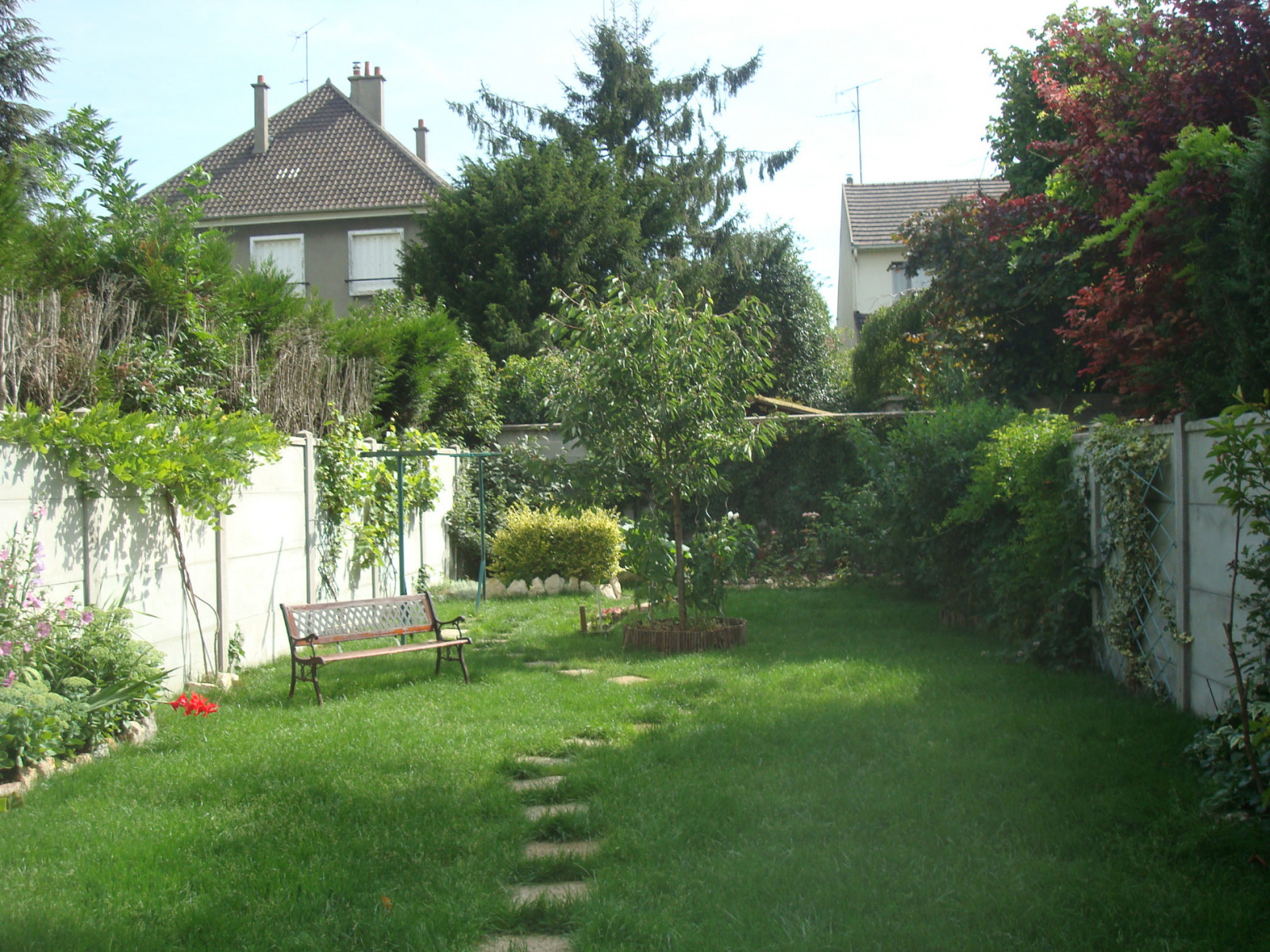 
                                                Vente
                                                 MAISON 75M²