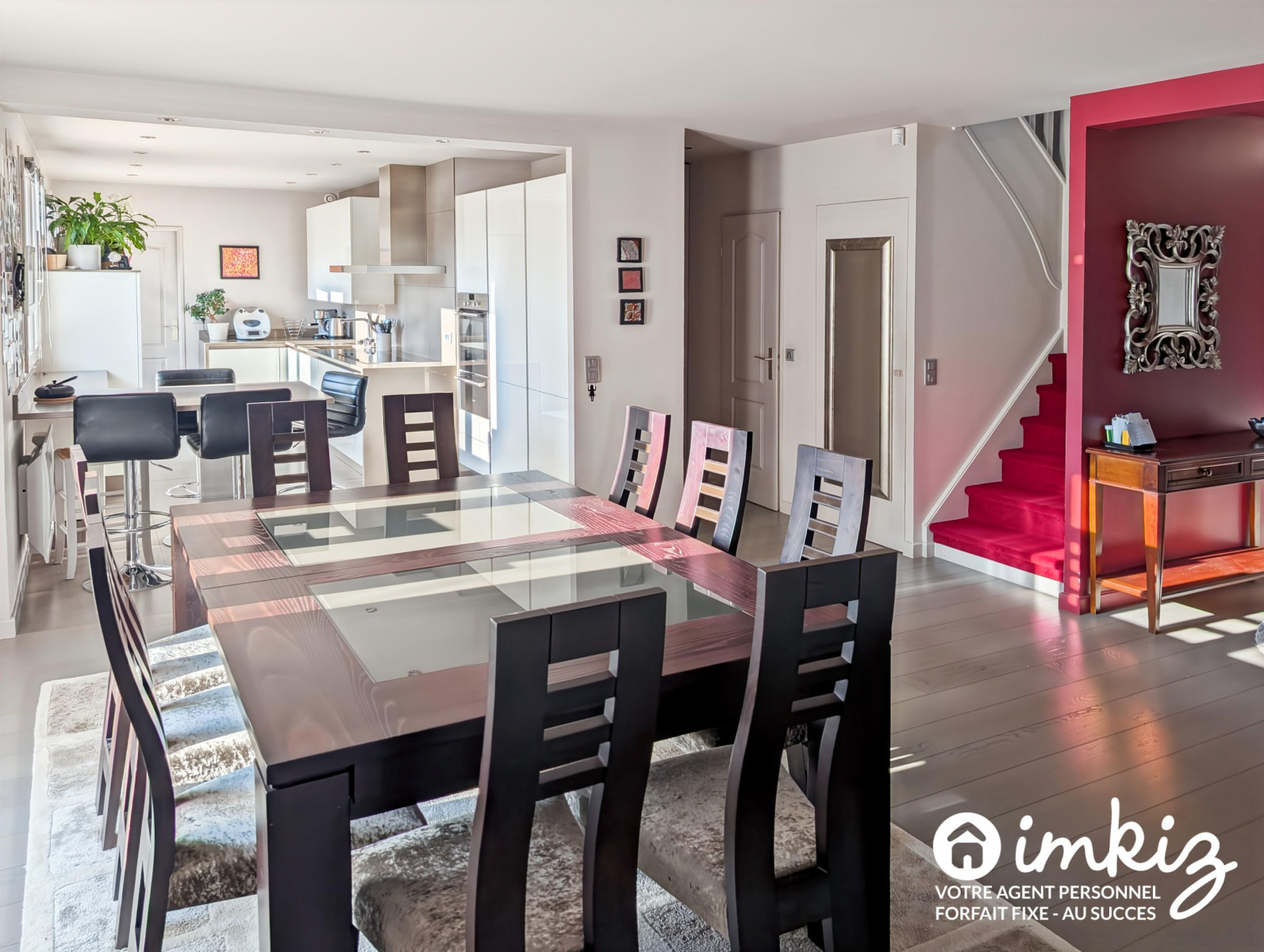 
                                                Vente
                                                 Maison 7pièces, jardin et garage