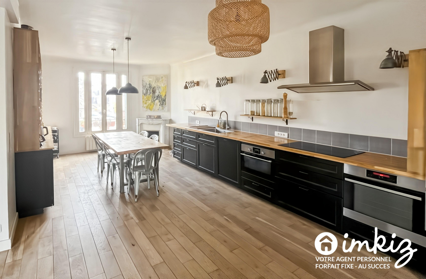 
                                                Vente
                                                 Maison 8 pièces