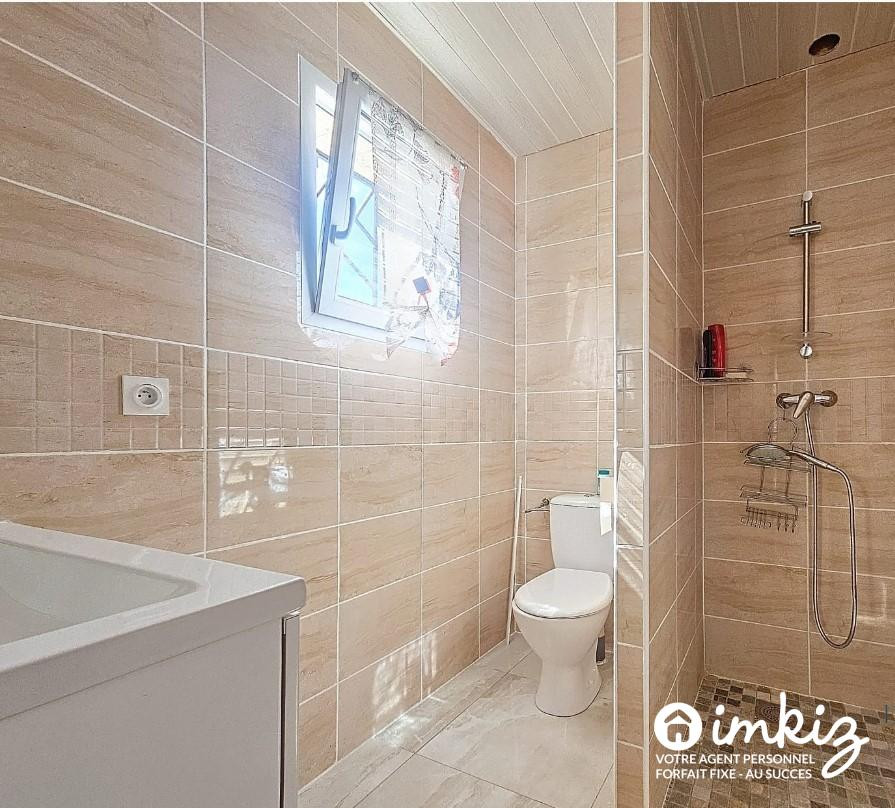 
                                                Vente
                                                 Maison 8 pièces