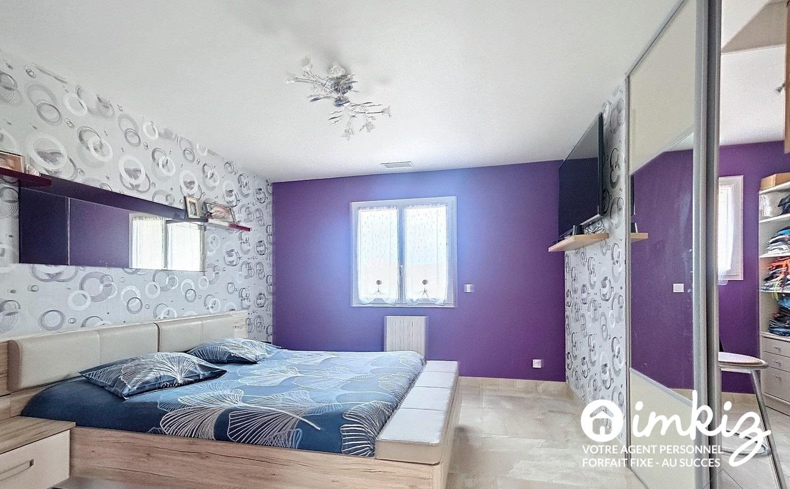 
                                                Vente
                                                 Maison 8 pièces