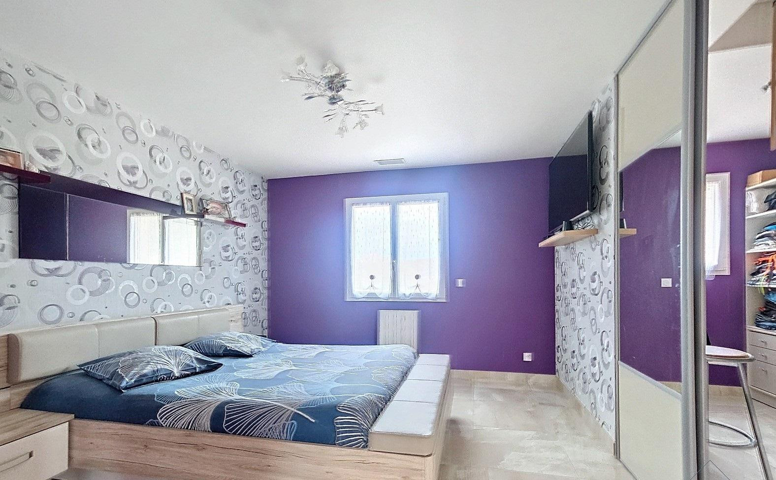 
                                                Vente
                                                 Maison 8 pièces