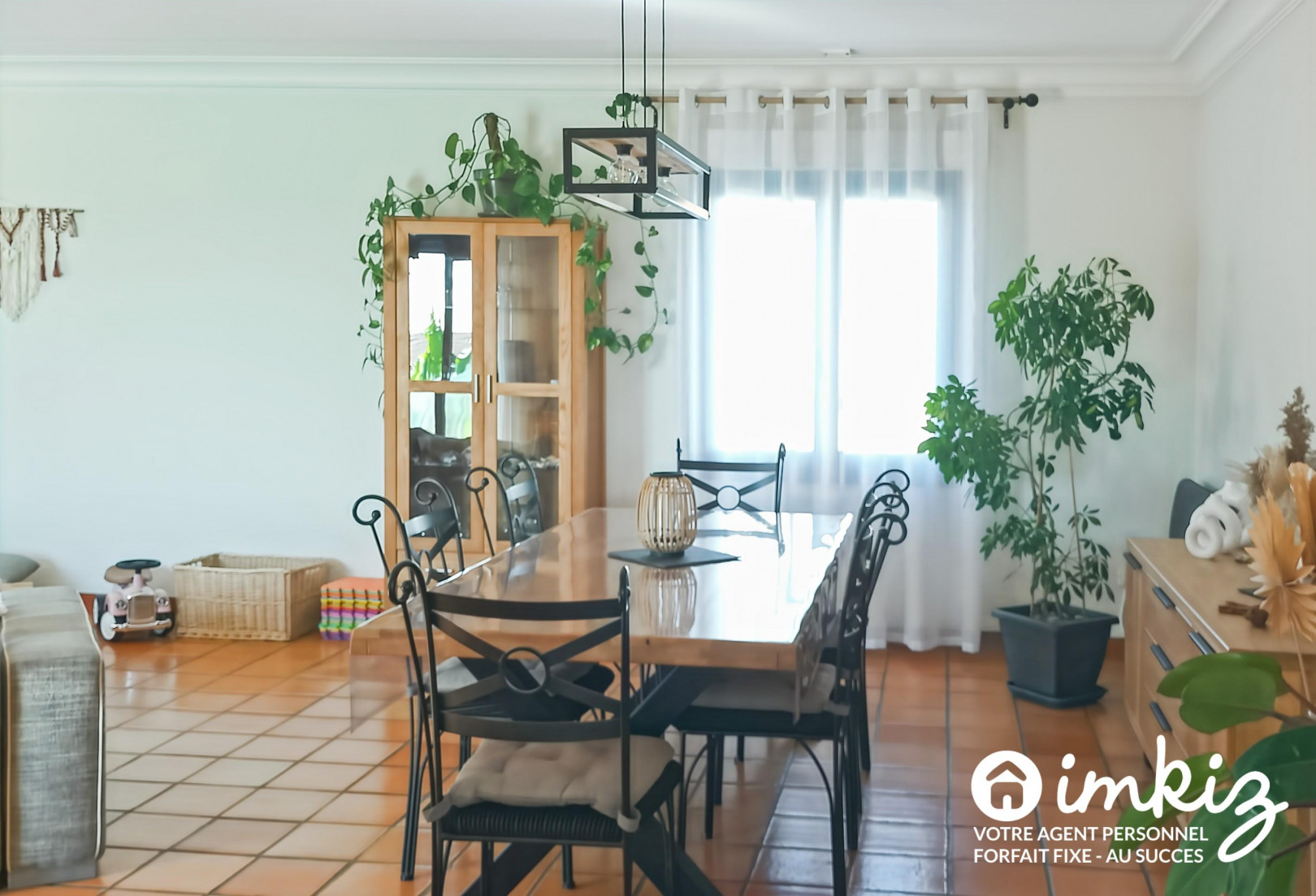 Vente
                                                 Maison 8 pièces