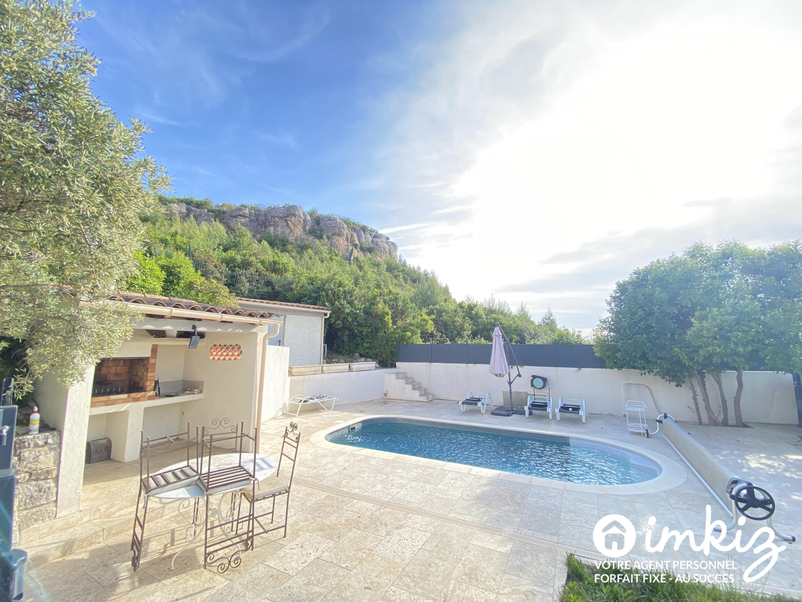 
                                                Vente
                                                 Maison 8 pièces