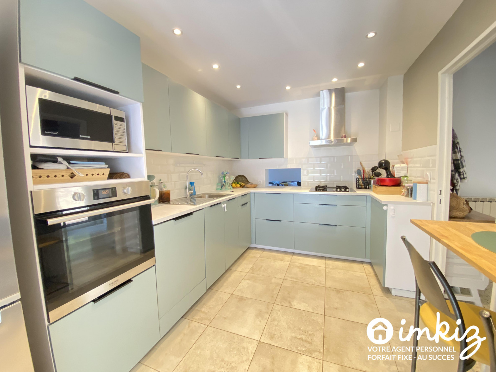 
                                                Vente
                                                 Maison 8 pièces