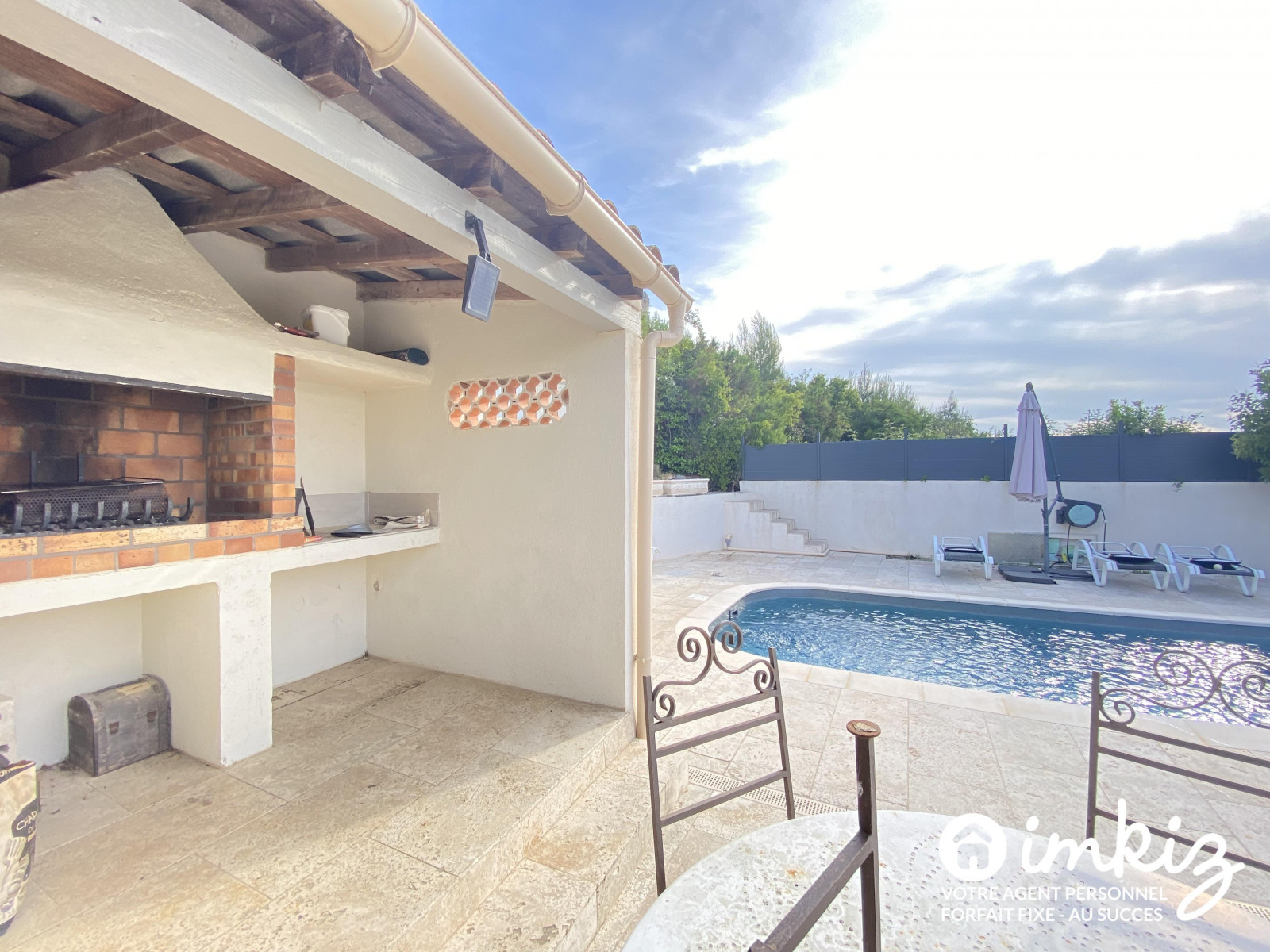 
                                                Vente
                                                 Maison 8 pièces