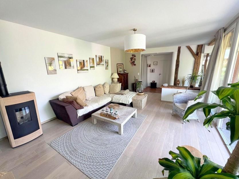 
                                                Vente
                                                 Maison 8 pièces