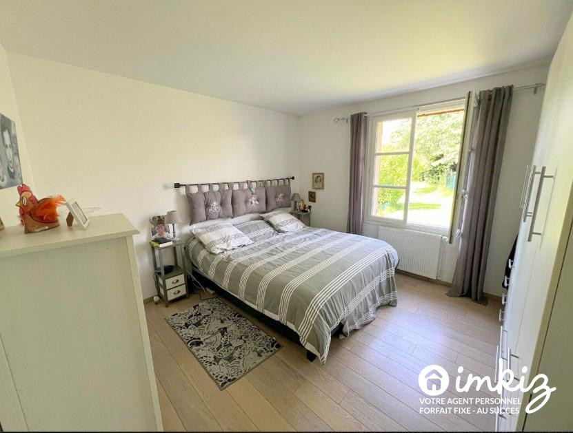 
                                                Vente
                                                 Maison 8 pièces