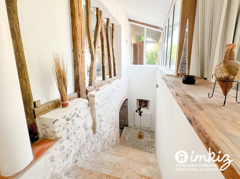 
                                                Vente
                                                 Maison 8 pièces