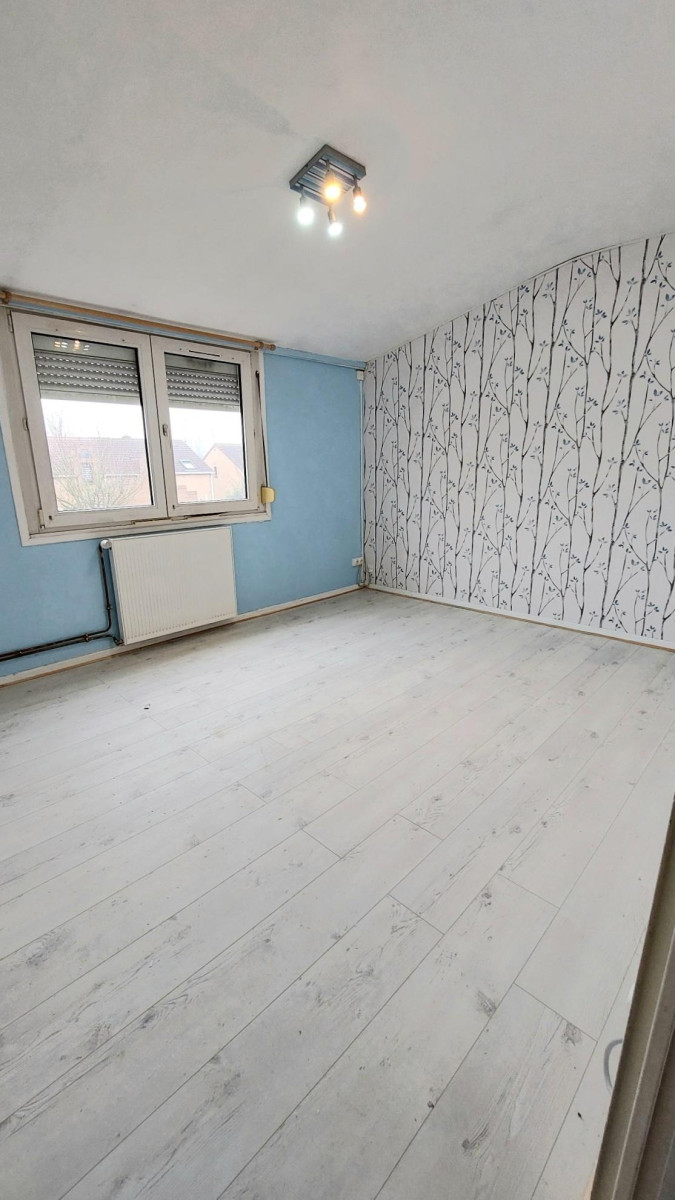 
                                                Vente
                                                 Maison 8 pièces