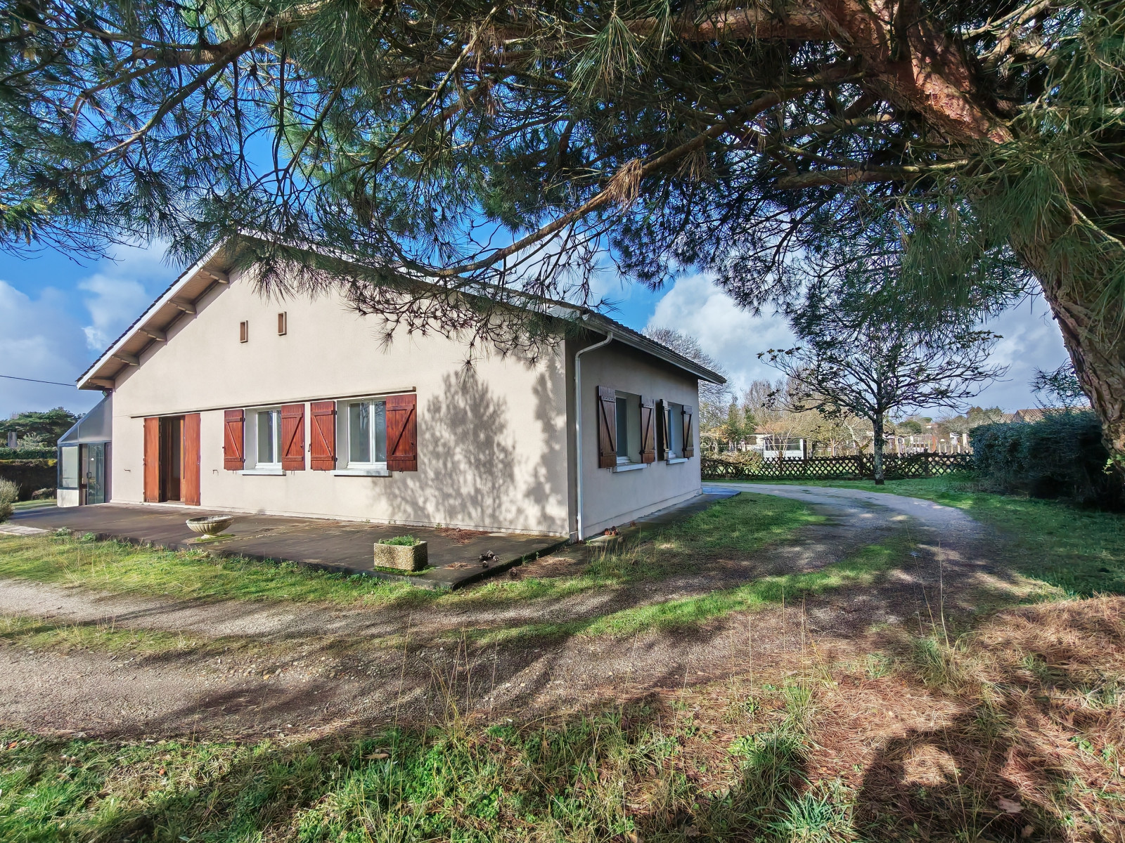 
                                                Vente
                                                 Maison 8 pièces