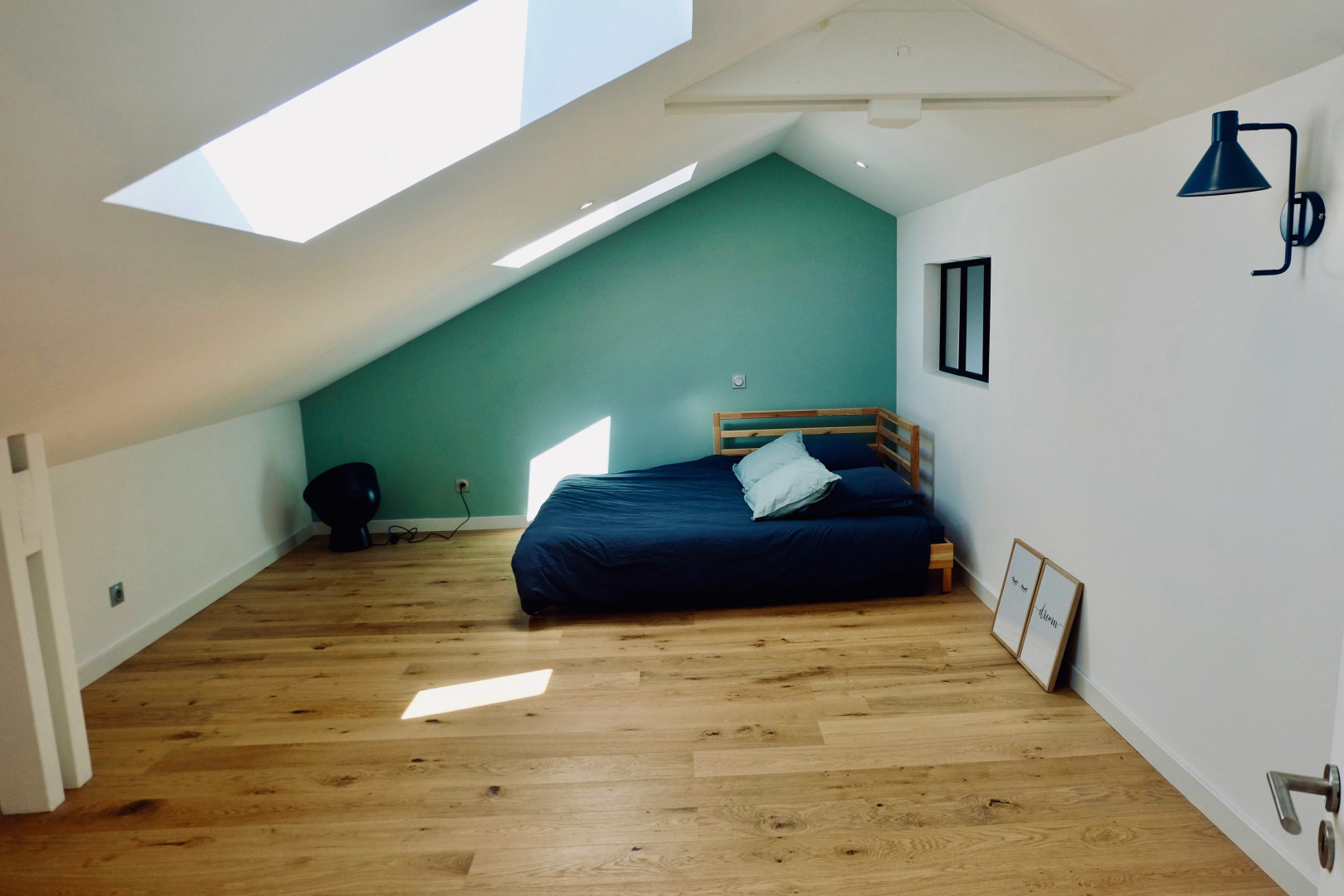 
                                                Vente
                                                 Maison 8 pièces