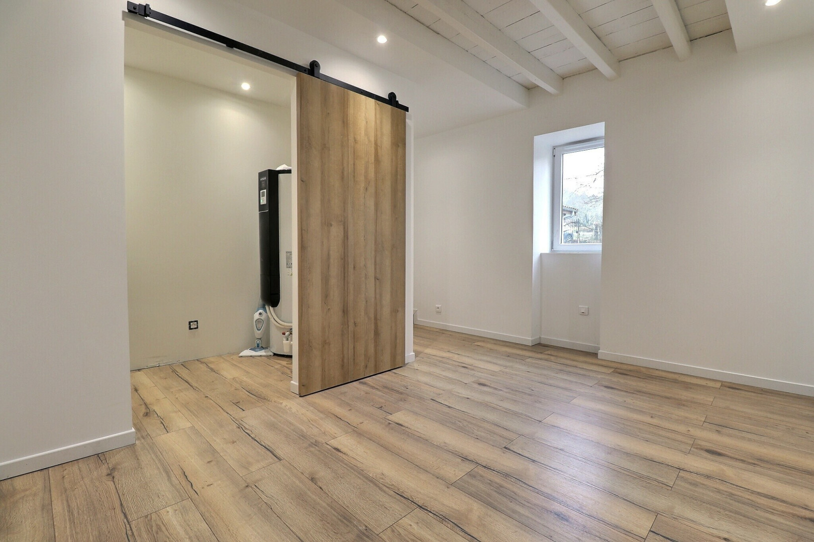 
                                                Vente
                                                 Maison 8 pièces