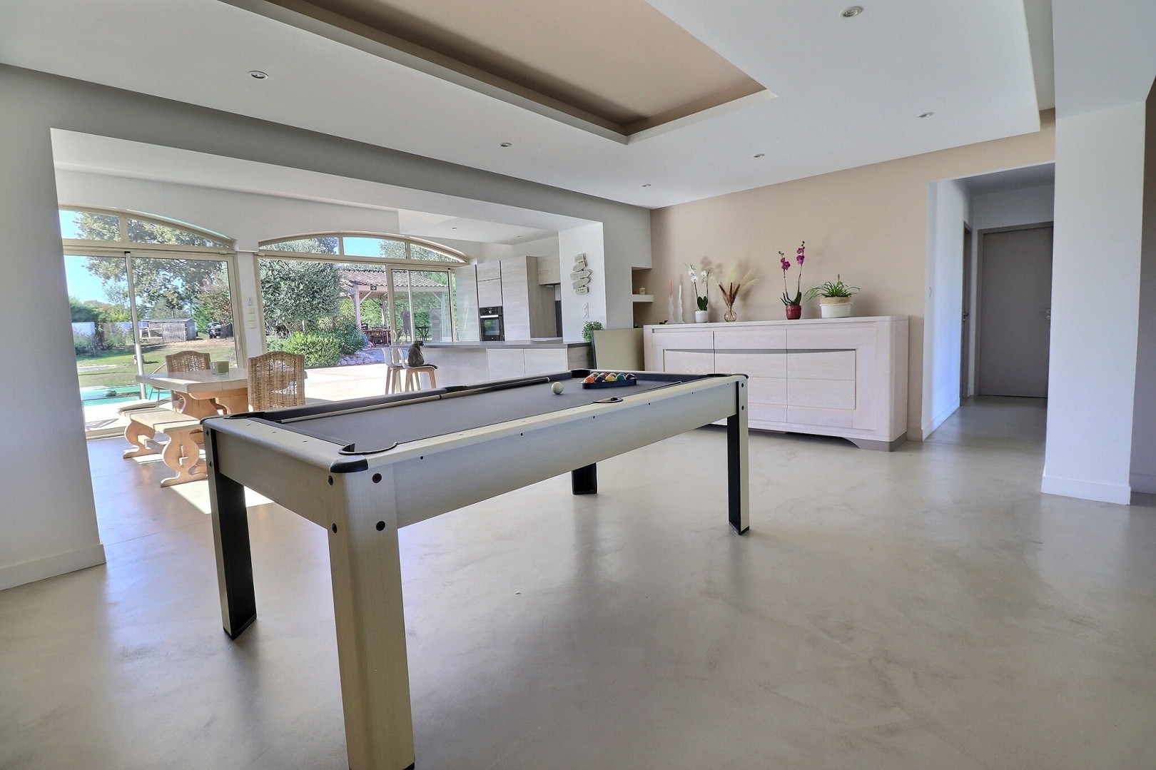 
                                                Vente
                                                 Maison 8 pièces
