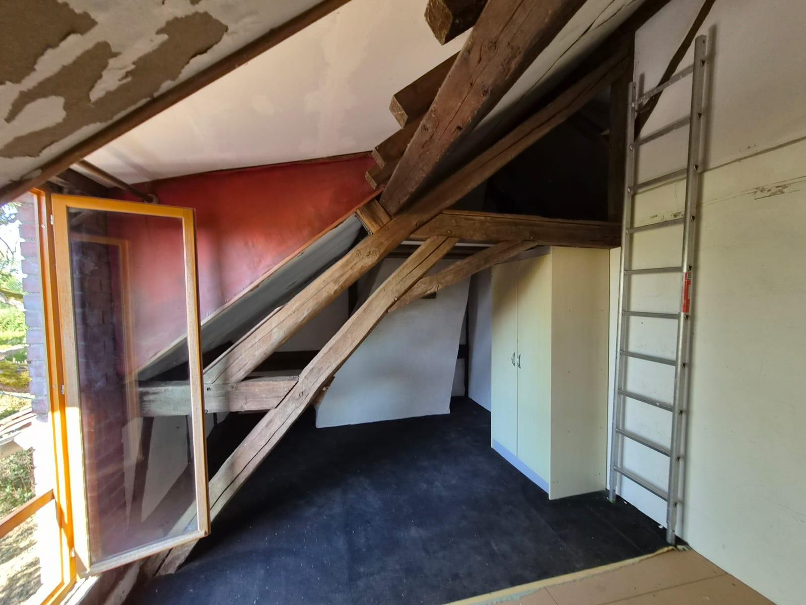 
                                                Vente
                                                 Maison 8 pièces