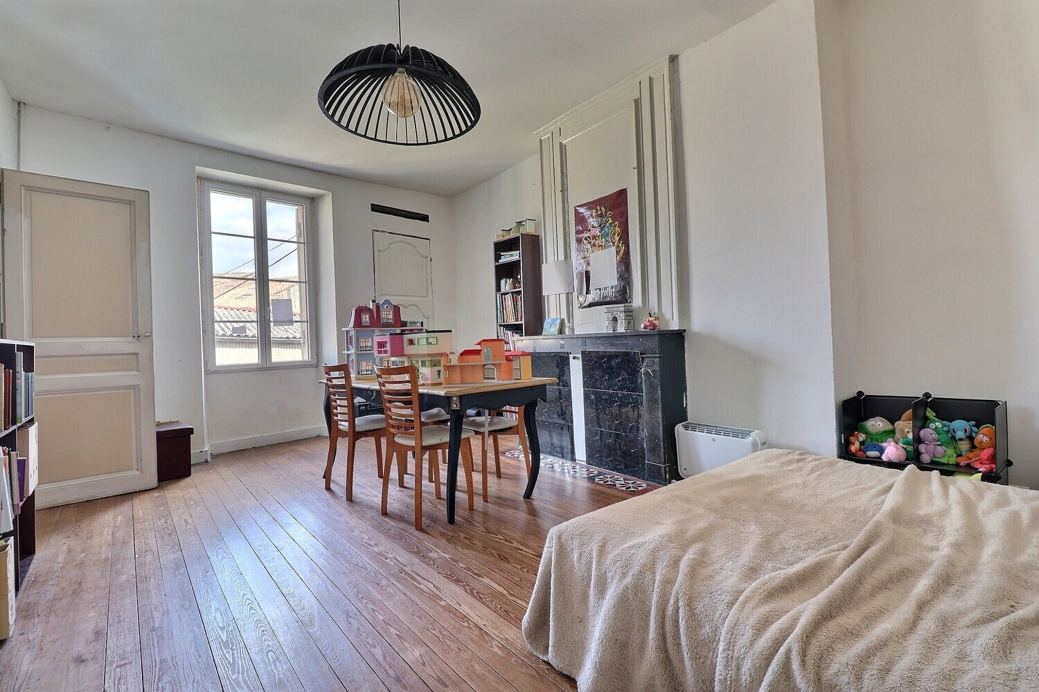 
                                                Vente
                                                 Maison 8 pièces