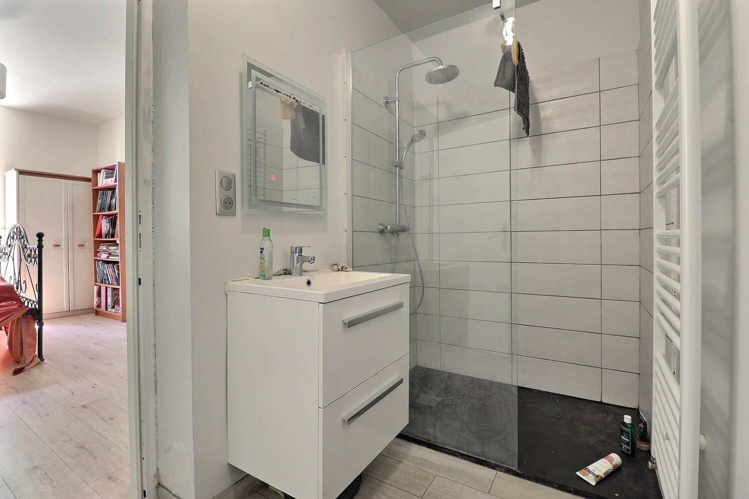 
                                                Vente
                                                 Maison 8 pièces