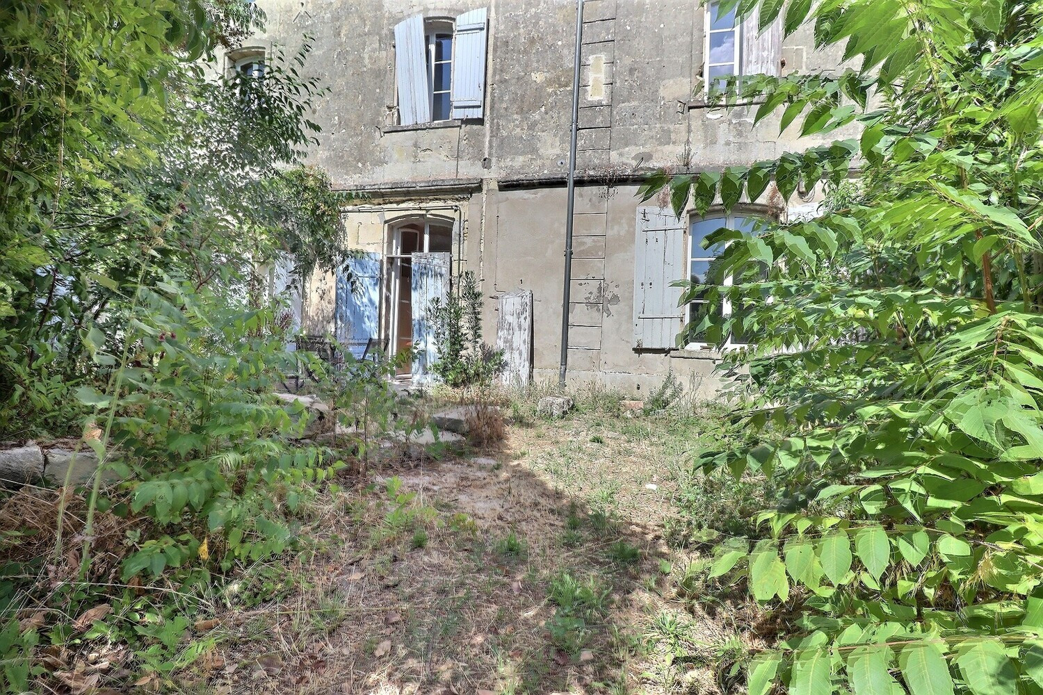 
                                                Vente
                                                 Maison 8 pièces