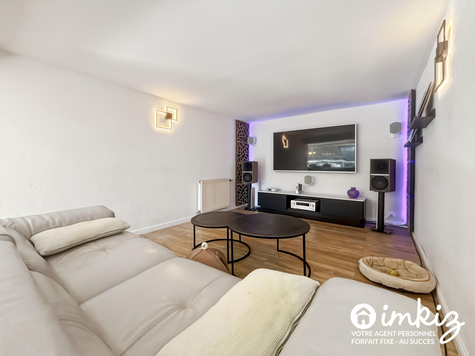 
                                                Vente
                                                 Maison 8 pièces
