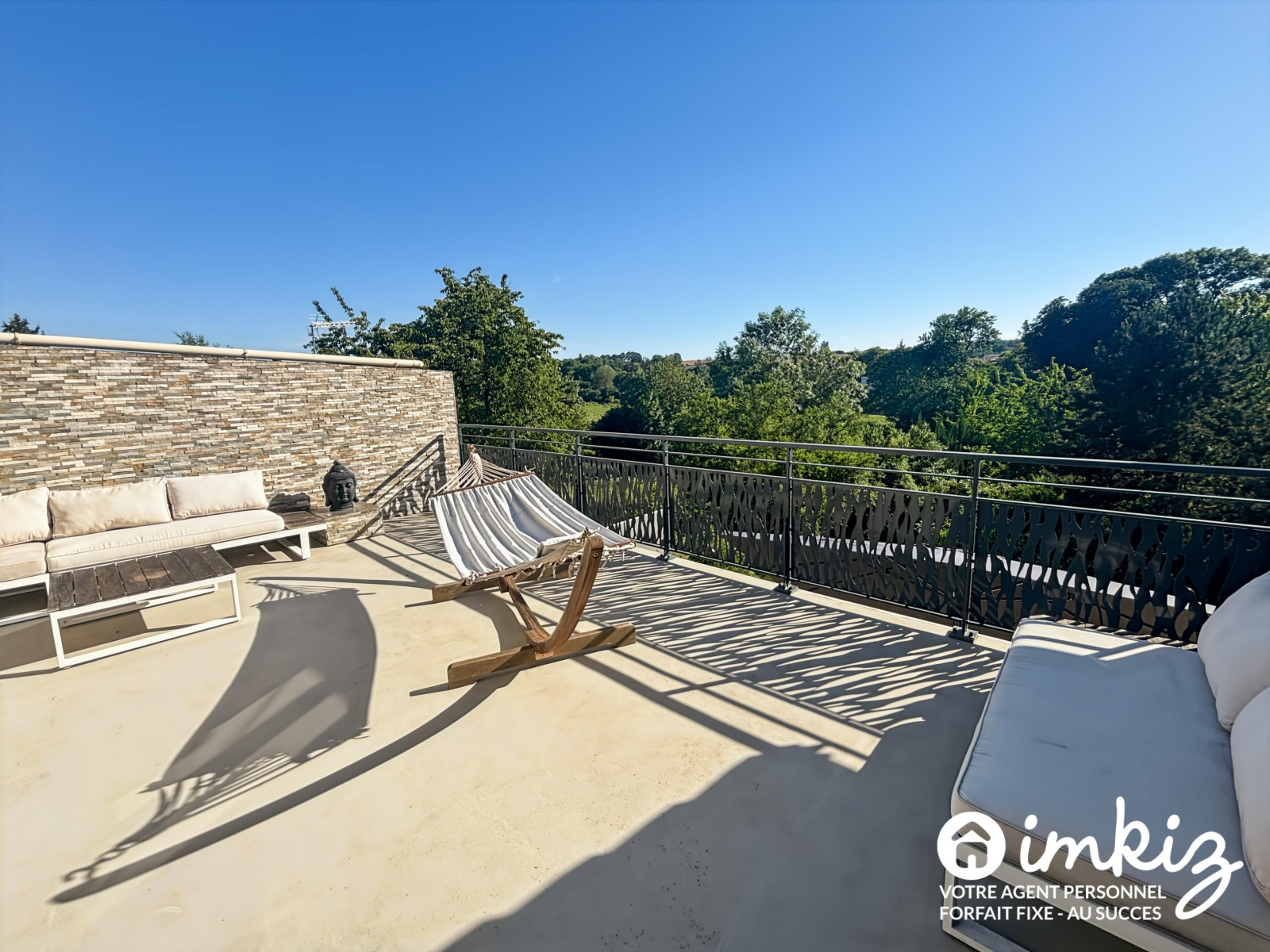 
                                                Vente
                                                 Maison 8 pièces