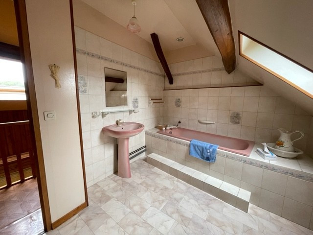 
                                                Vente
                                                 MAISON 80M² 2 CHAMBRES