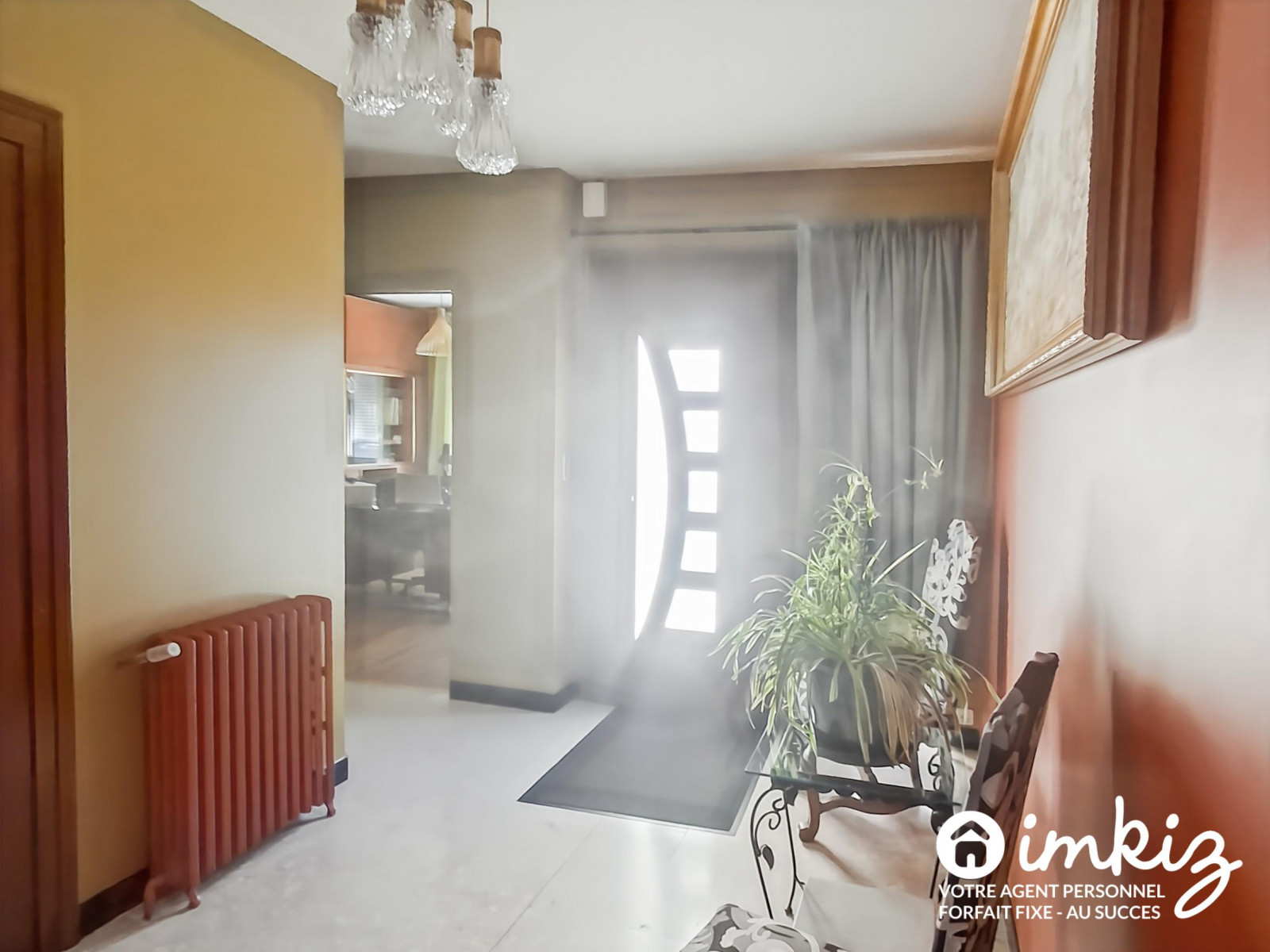 
                                                Vente
                                                 Maison 9 pièces