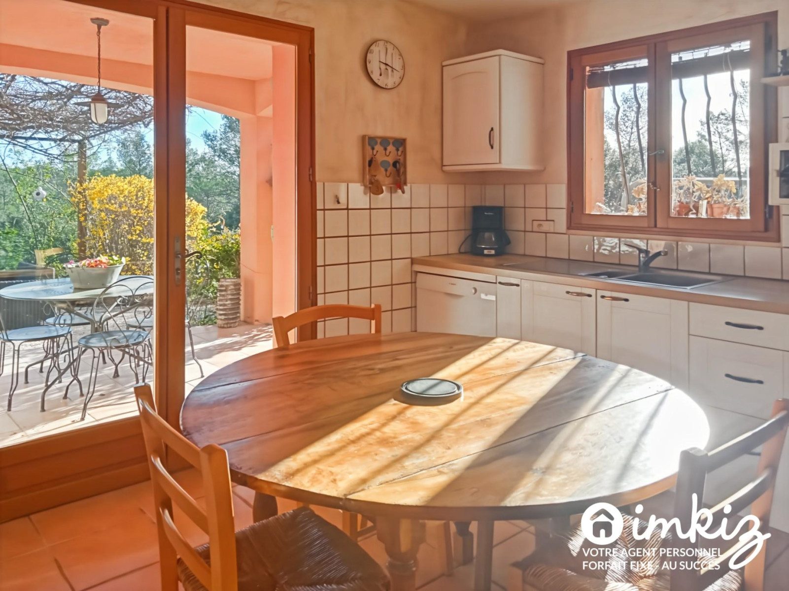 
                                                Vente
                                                 Maison 9 pièces