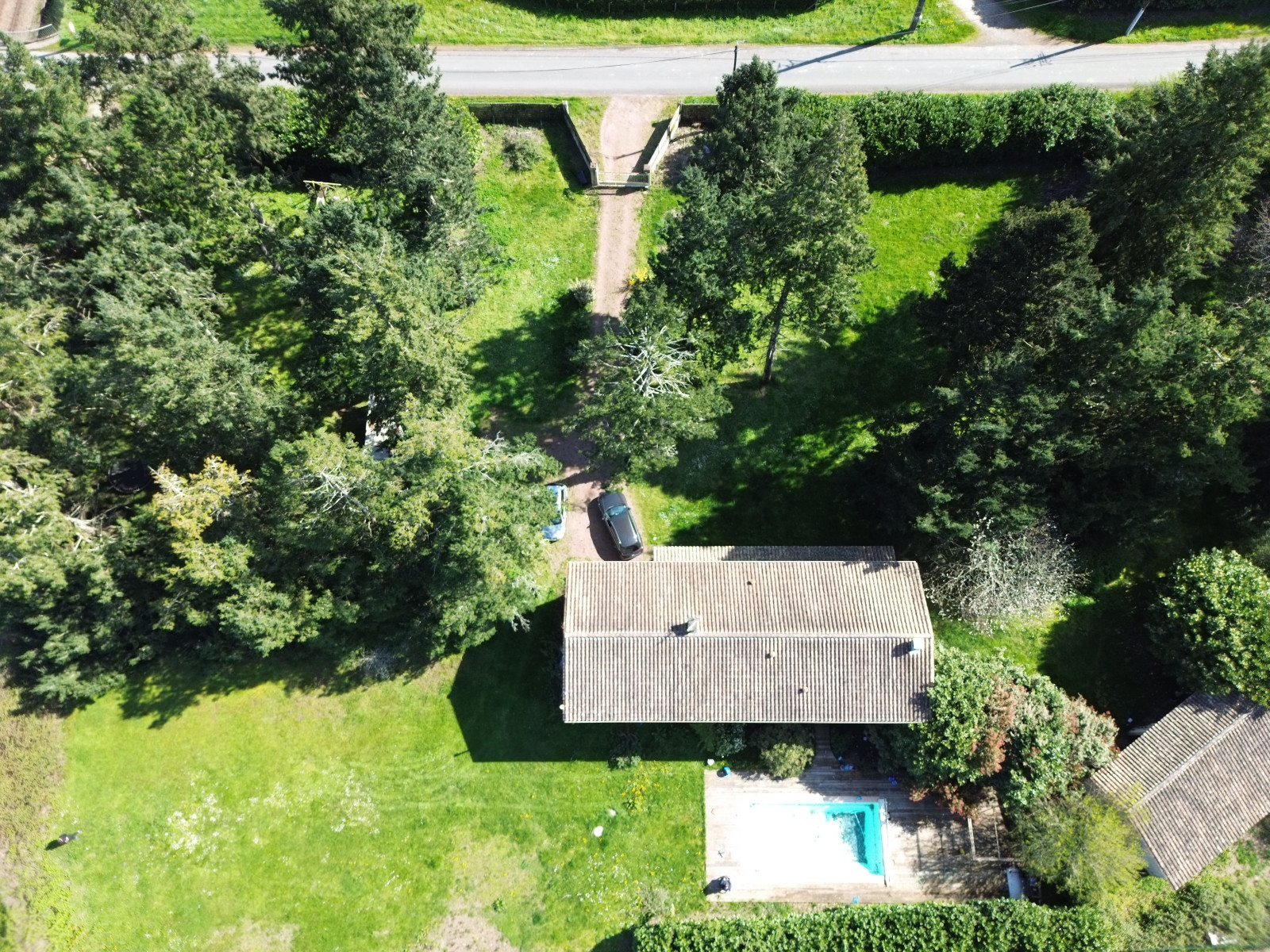 
                                                Vente
                                                 Maison 9 pièces