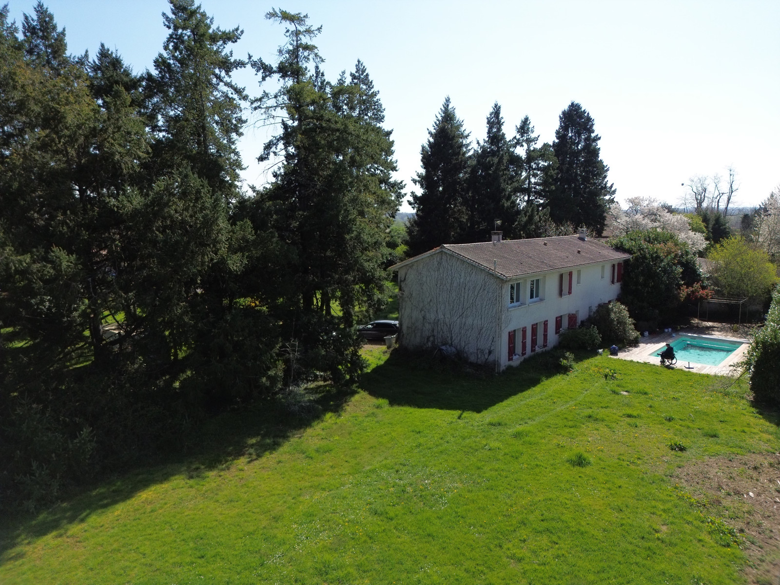 
                                                Vente
                                                 Maison 9 pièces