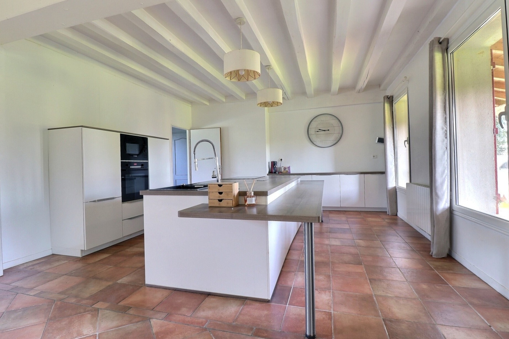 
                                                Vente
                                                 Maison 9 pièces