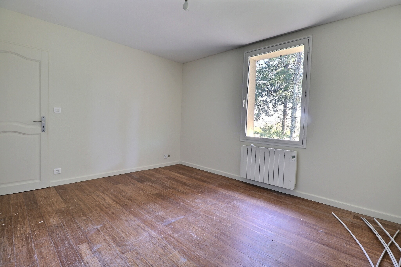 
                                                Vente
                                                 Maison 9 pièces