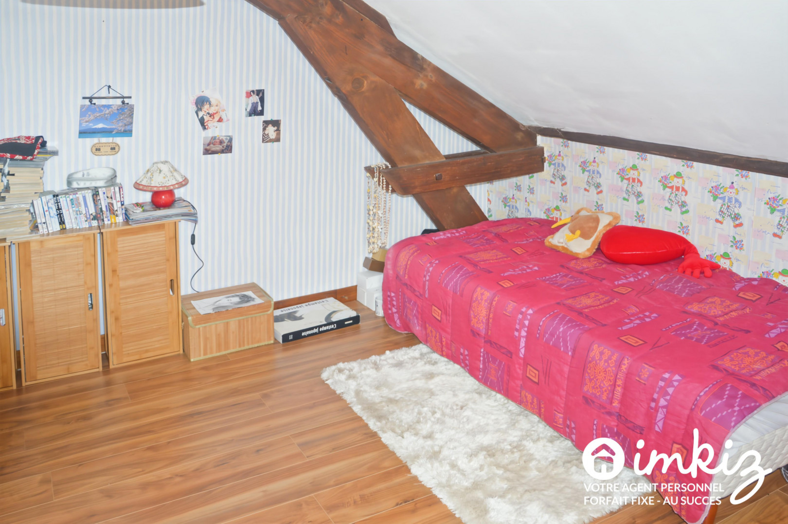 
                                                Vente
                                                 Maison 9 pièces pierres et poutres apparentes