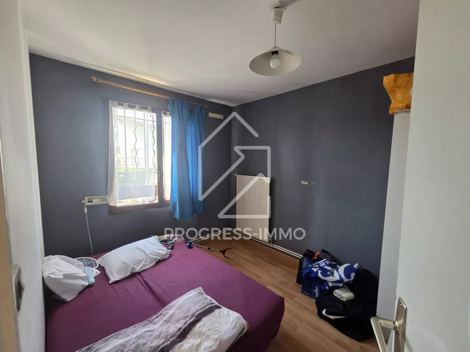 
                                                Vente
                                                 Maison 90m² à Bondy en copropriété
