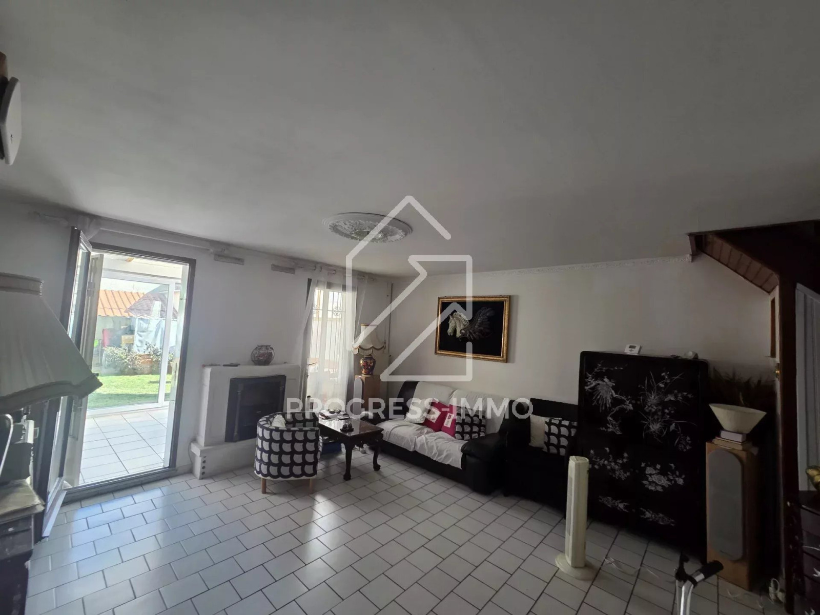 
                                                Vente
                                                 Maison 90m² à Bondy en copropriété
