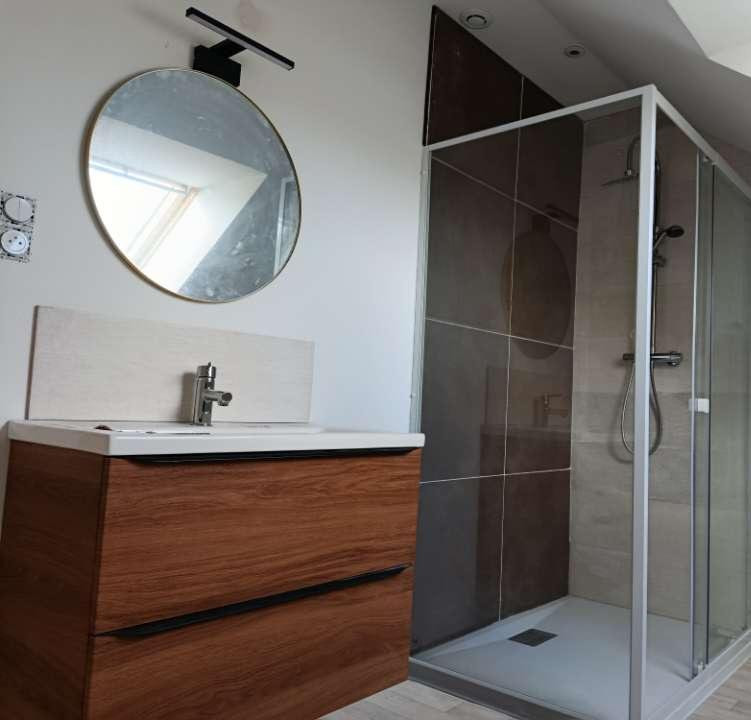 
                                                Location
                                                 Maison 99 m2 Landivisiau , jardin de 272 m2