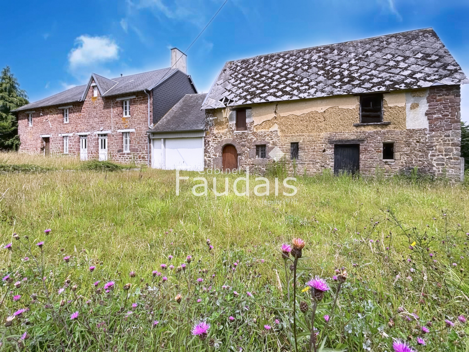 
                                                Vente
                                                 Maison à fort potentiel Axe SAINT-LO / COUTANCES
