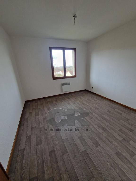 
                                                Location
                                                 MAISON A LOUER A LUDRES