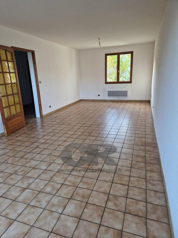 
                                                Location
                                                 MAISON A LOUER A LUDRES