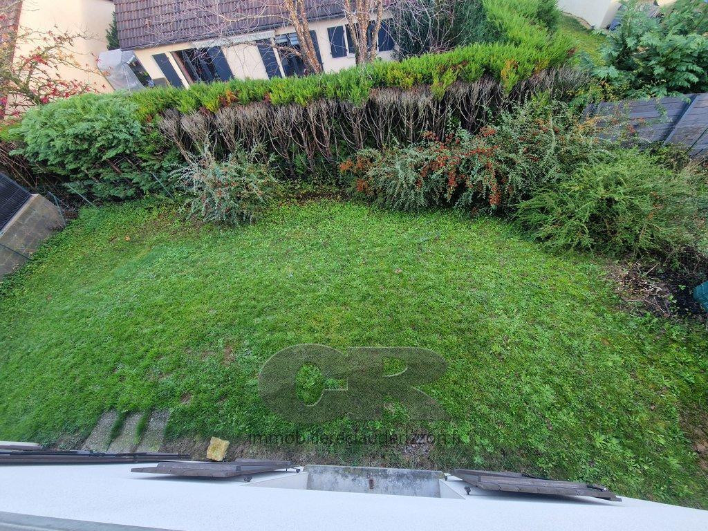 
                                                Location
                                                 MAISON A LOUER A LUDRES