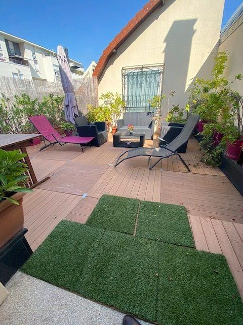 
                                                Location
                                                 Maison à louer à Suresnes