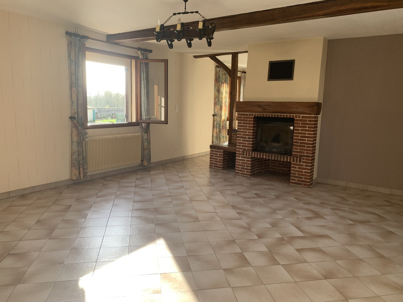 
                                                Vente
                                                 Maison à rénover