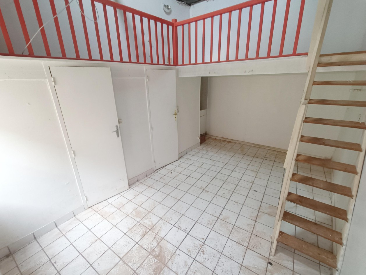 
                                                Vente
                                                 Maison à rénover, Amiens Faubourg de Hem